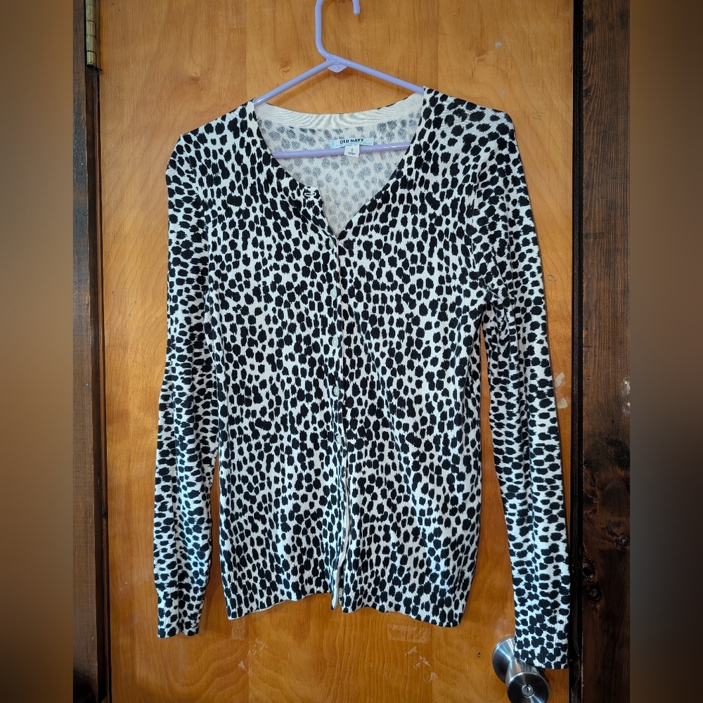 Old navy woman's size small animal print button down sweater